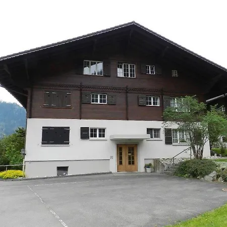 Iris Apartmán Zweisimmen